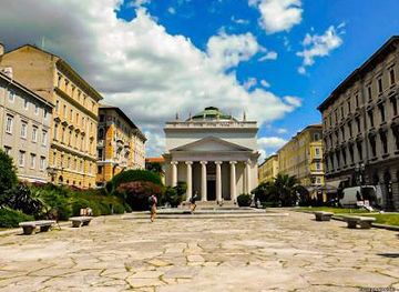 slovenia/sezana/landmark/piazza-sant-antonio-nuovo