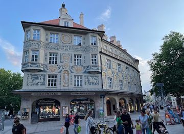 germany/munich/landmark/ruffinihaus