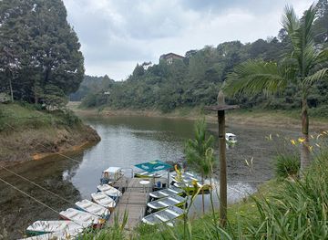 colombia/los-llanos/landmark/piedras-blancas-ecological-park