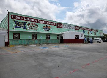 texas/port-arthur/landmark/tia-juanitas-fish-camp-port-arthur
