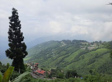 india/darjeeling/landmark/tibetan-refugee-self-help-centre