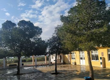 cyprus/kokkinochoria-red-soil-villages/landmark/fotis-pitta-high-school-of-kokkinohoria