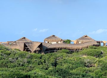 mozambique/inhambane/landmark/tofinho-beach