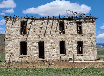 Mose Hart Stone House