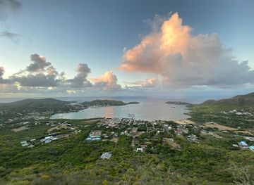 antigua-and-barbuda/english-harbour/landmark/monk-s-hill