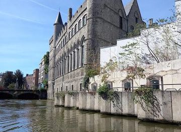 belgium/kortrijk/landmark/geeraard-de-duivelsteen