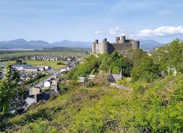 united-kingdom/merionethshire/attraction/harlech-castle-2