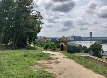 serbia/belgrade/landmark/great-ravelin