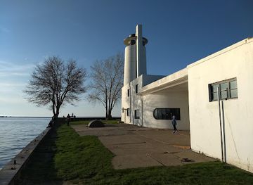 ohio/northeast-ohio/landmark/historic-cleveland-coast-guard-station
