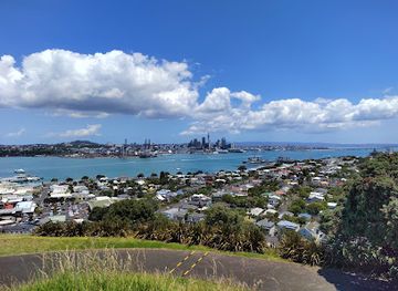 new-zealand/auckland/devonport/landmark/takarunga-mount-victoria