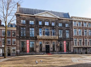 netherlands/the-hague/museumkwartier/landmark/escher-in-the-palace