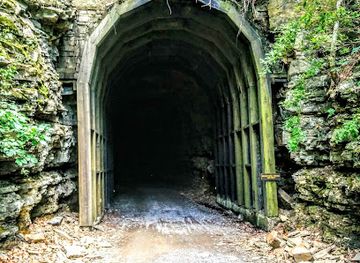 west-virginia/greenbrier-river-trail/landmark/droop-mountain-tunnel