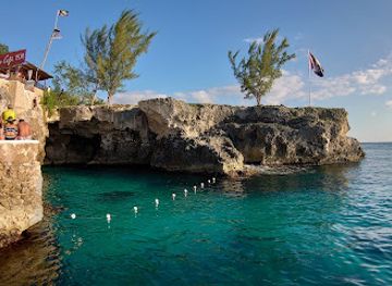 jamaica/negril-area/landmark/rick-s-cafe