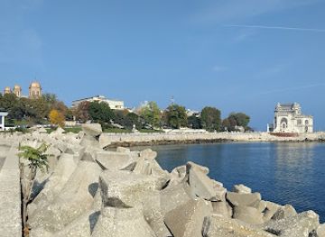 romania/constanta/landmark/anghel-saligny-statue
