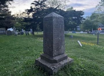 iowa/newton/landmark/broad-street-cemetery