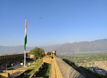 pakistan/ladakh/landmark/hari-parbat