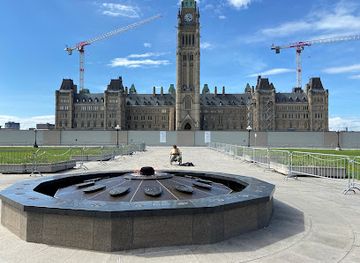 canada/ottawa/hintonburg/landmark/terry-fox-statue