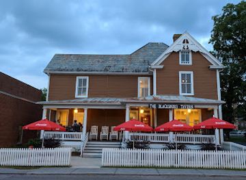virginia/blacksburg/landmark/the-blacksburg-tavern