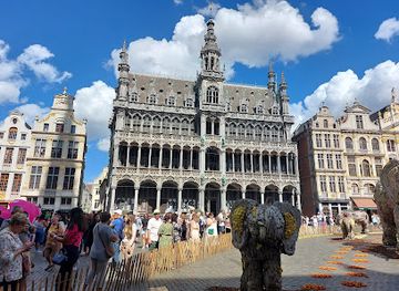 belgium/county-of-hainaut/landmark/manneken-pis