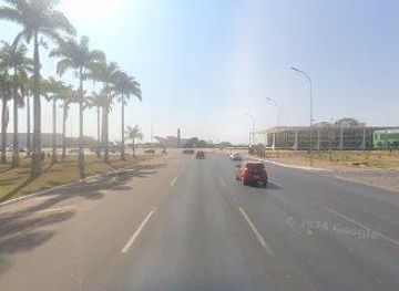 brazil/brasilia/landmark/eixo-monumental-praca-dos-tres-poderes