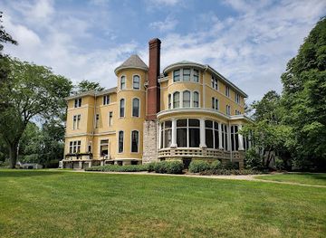 illinois/quad-cities/landmark/deere-wiman-house