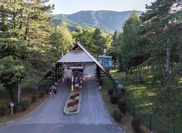 croatia/lika/landmark/borje-campsite