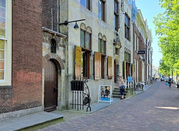 netherlands/delft/landmark/lambert-van-meerten-museum