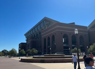 texas/college-station/landmark/appelt-aggieland-visitor-center