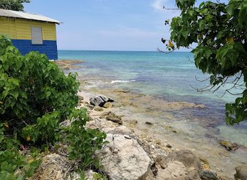 jamaica/treasure-beach-area/landmark/peter-tosh-memorial