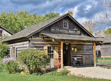 wisconsin/kettle-moraine/landmark/ozaukee-county-pioneer-village
