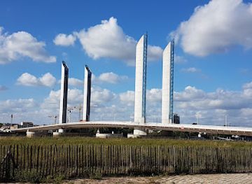france/bordeaux-wine-region/landmark/pont-jacques-chaban-delmas