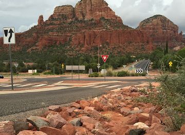 arizona/red-rock-country/landmark/sedona-red-rock-country