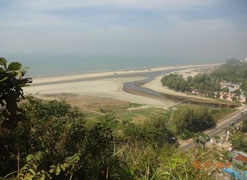 bangladesh/cox-s-bazar/himchori/landmark/himsori-hill