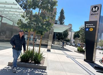 california/los-angeles/landmark/historic-broadway
