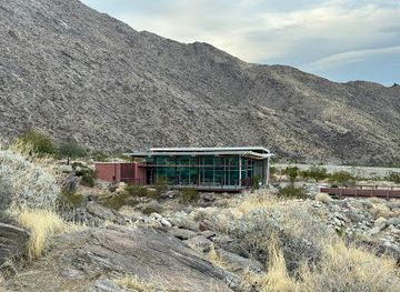 california/palm-springs/tahquitz-river-estates/landmark/tahquitz-trail