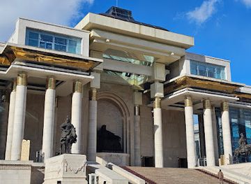 mongolia/kherlen-river-basin/landmark/sukhbaatar-square