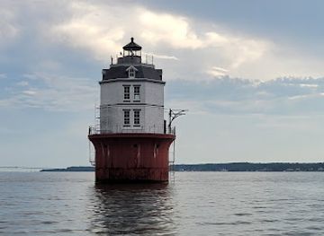maryland/eastern-shore/landmark/baltimore-harbor-light