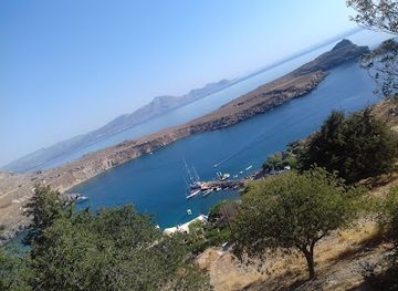 greece/rhodes/lindos/landmark/aufgang-zur-akropolis-von-lindos