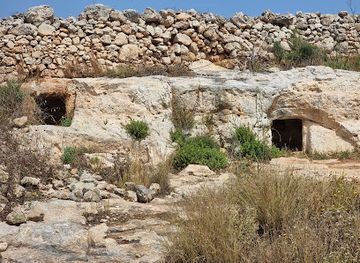 malta/tas-silg-area/landmark/punic-tombs