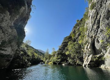 croatia/cetina-river-canyon/landmark/croatia-rafting