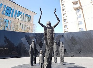 kazakhstan/nur-sultan/landmark/pamyatnik-golodomoru