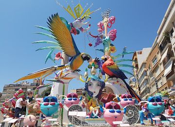 spain/alicante/landmark/placa-seneca