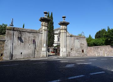 italy/val-di-non/landmark/catacombs-of-saint-sebastian