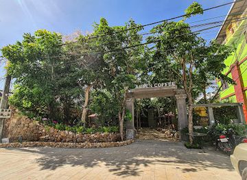 cambodia/kampot/landmark/garden-coffee-bakery