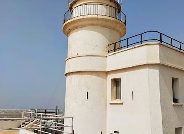senegal/dakar/almadies/landmark/phare-des-mamelles-de-dakar