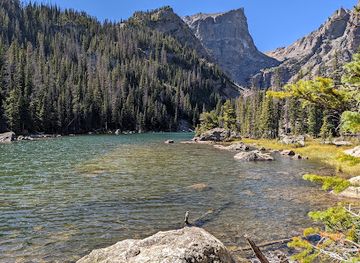 colorado/rocky-mountain-national-park/landmark/beaver-meadows-visitor-center