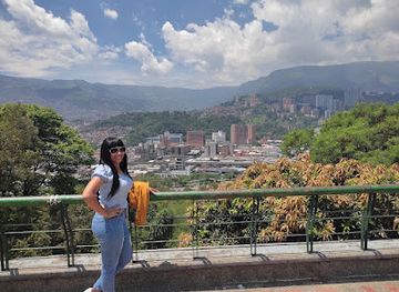 colombia/medellin/laureles/landmark/pueblito-paisa