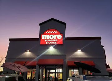 wyoming/riverton/landmark/more-burgers-and-shakes-riverton