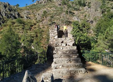 portugal/serra-da-estrela/landmark/poco-do-inferno