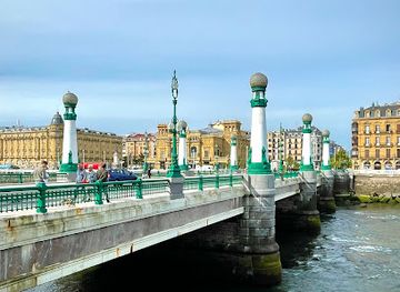 spain/san-sebastian/landmark/kursaal-zubia